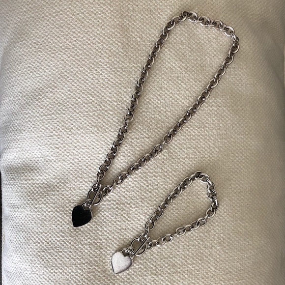 Heart charm toggle necklace & bracelet - Picture 2 of 3